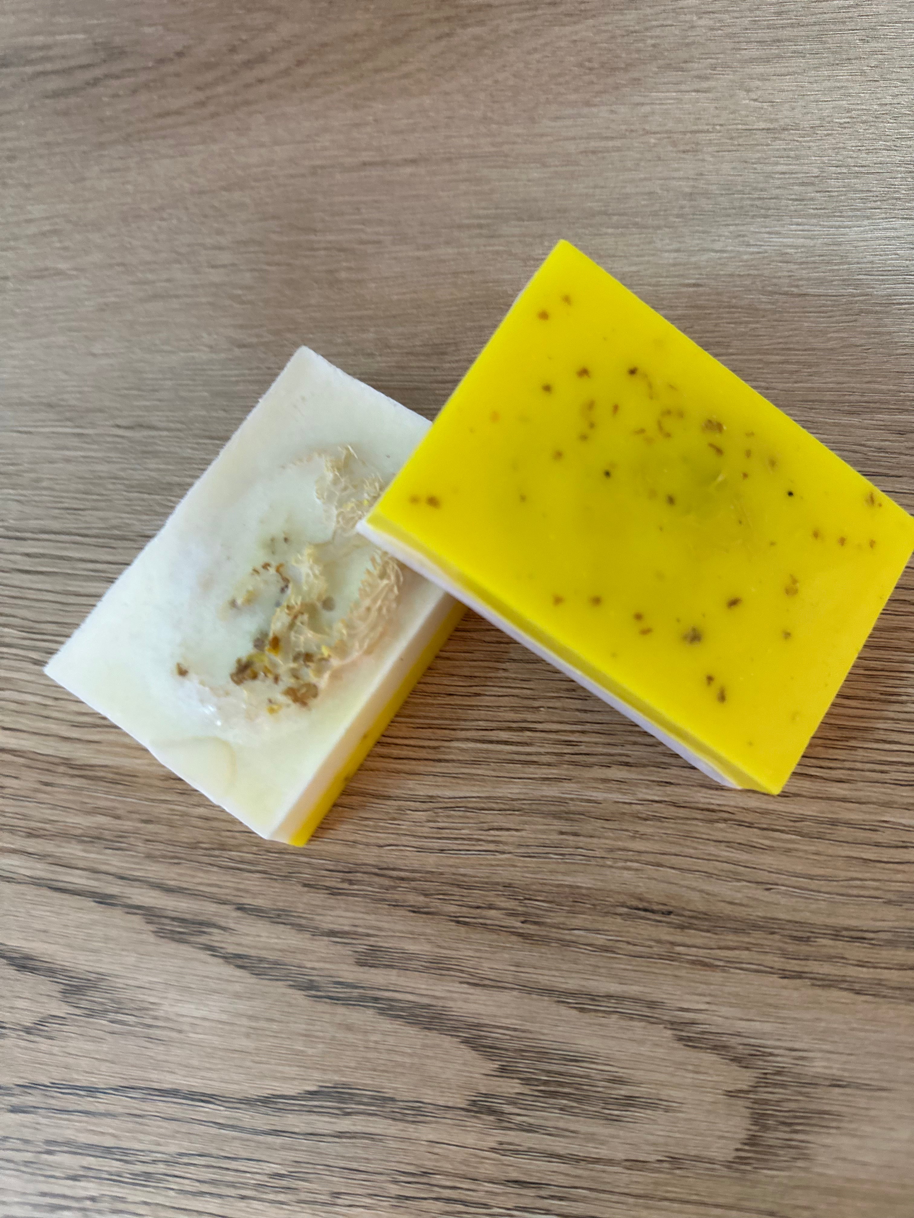 Loofa Lemon& Honey Soap