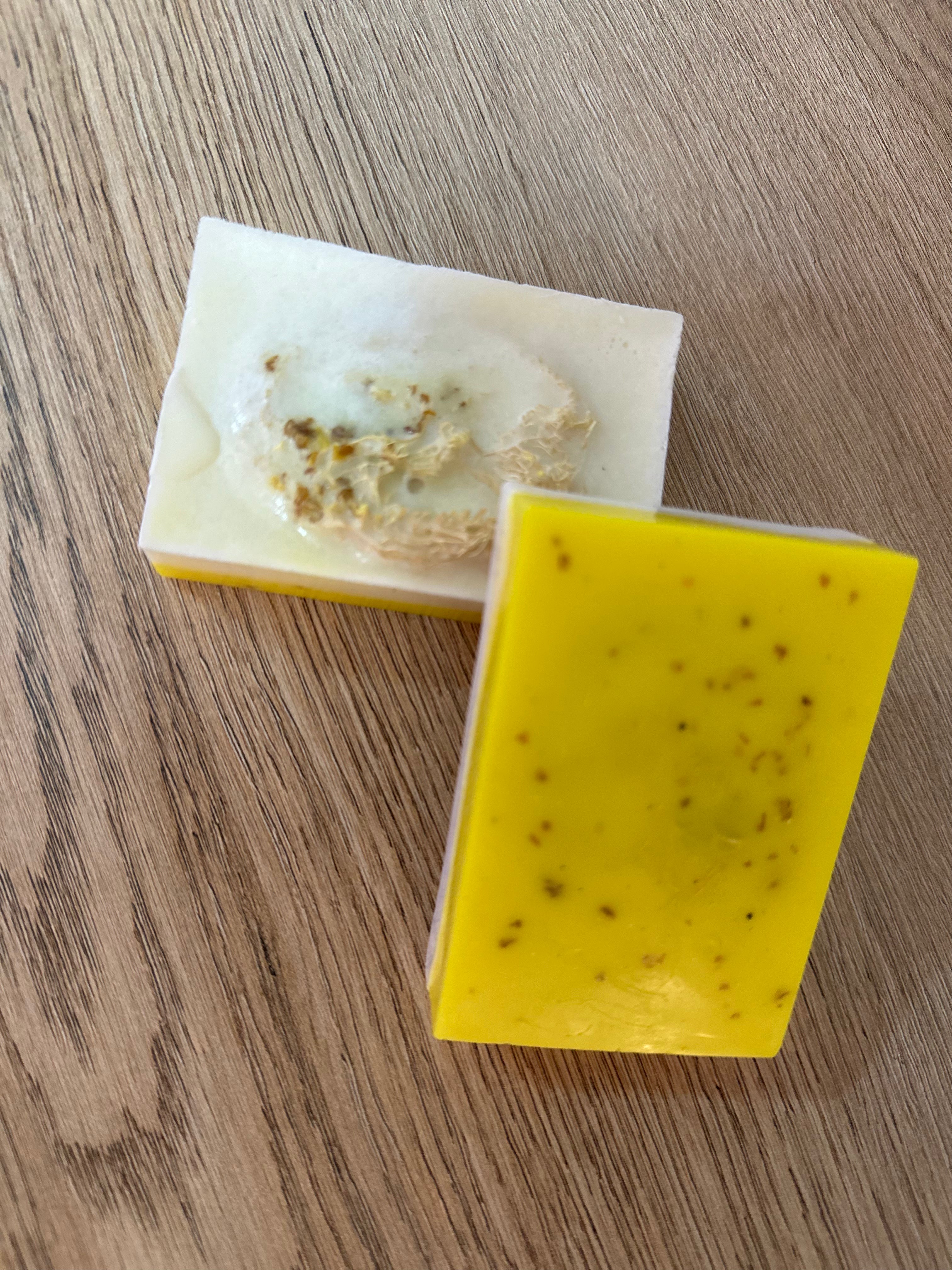 Loofa Lemon& Honey Soap