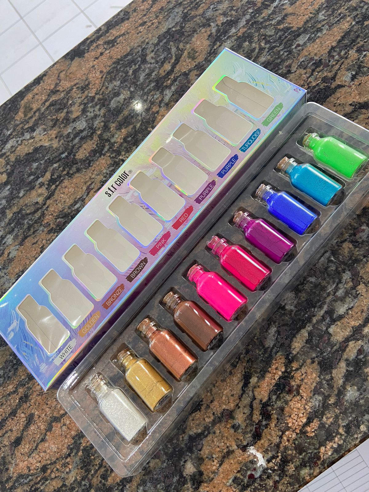 loose eyeshadow powder